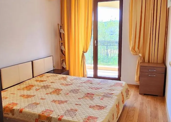 стела в к-с реджина маре Apartment Zarewo