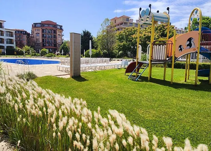 стела в к-с реджина маре *