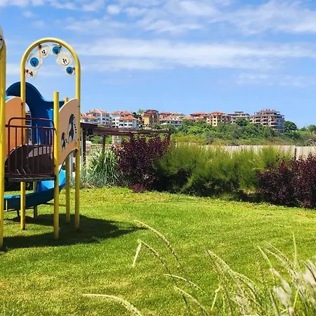 Apartment стела в к-с реджина маре *